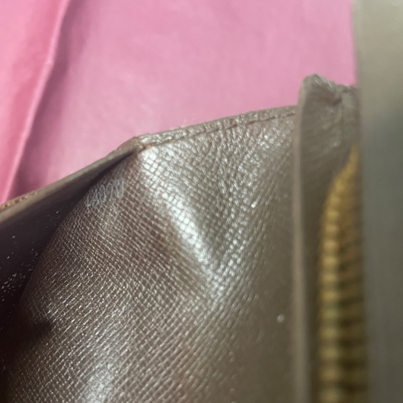 Louis Vuitton wallet - Picture 8 of 16